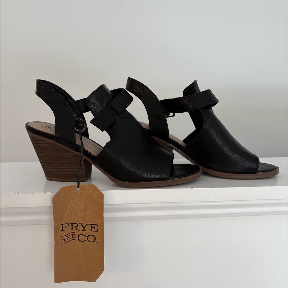 Frye & Co. Gaia Sandal